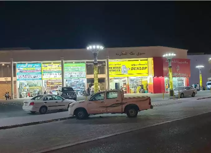 商业的 就绪物业 顺丰 店铺  出租 在 萨德 , 多哈 #7572 - 1  image 